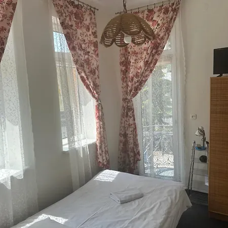 منتجع Safona كرينيتسا زدروي